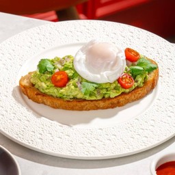 Healthy Avocado toast with Poached Egg