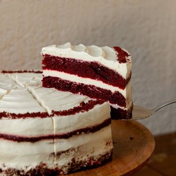 RED VELVET CAKE