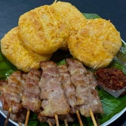 หมูปิ้งปากซอย(เตาถ่าน) เสนานิคม25