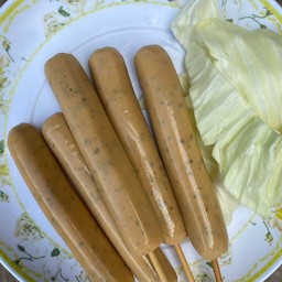 ไส้กรอกกระเพราไก่