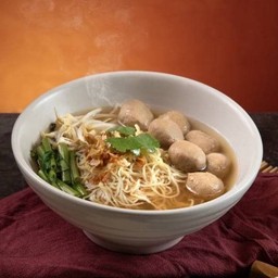 ก๋วยเตี๋ยวลูกชิ้นเนื้อ