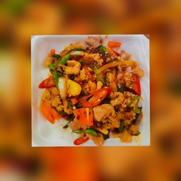 หมูผัดพริกเผาราดข้าว