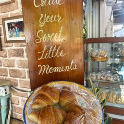 Namwhan Bakery & Cafe