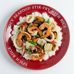 ทะเลผัดรากผักชี+ข้าวหอมมะลิ