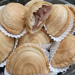 กะหรี่ปั๊บไส้เผือก