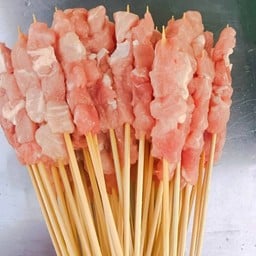 นู๋ไอดินข้าวเหนียว หมู-เนื้อแดดเดียว