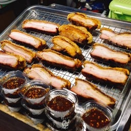 ตลาดเดินเล่นกรุงเทพกรีฑา