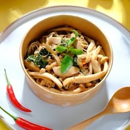Stir-fried Mushroom with Holy Basil - ผัดกะเพราเห็ด ( Size L )