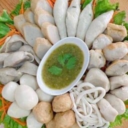 อาตี๋ ลูกชิ้นปลาเยาวราชแท้ 100%