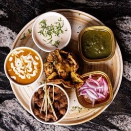 Amritsari Choor Choor Naan