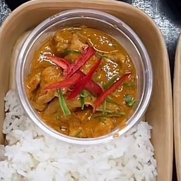 ข้าวพแนงหมู