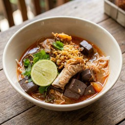 หม้อแม่เมย์ ขนมจีนน้ำเงี้ยวสูตรเชียงราย - แบริ่ง