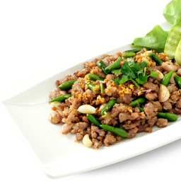 L หมูคั่วพริก
