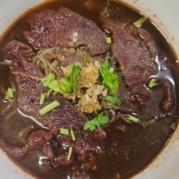 ก๋วยเตี๋ยวเนื้อสด