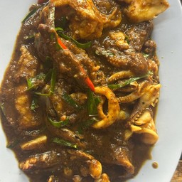 ผัดพริกแกงใต้ ทะเล