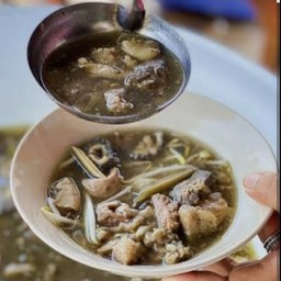 ร้านต้มเนื้อเจ้จันหุบกระทิง