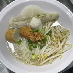 หมี่ขาว น้ำใส