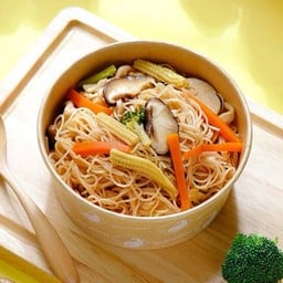 Chinese-Styled Fried Noodles - ผัดหมี่ซั่ว ( Size L )