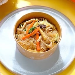Stir-fried Konjac Noodles - ผัดเส้นบุก Rainbow ( Size L )