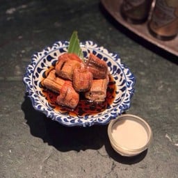 กล้วยปิ้ง Grilled Banana with caramelized brown Sugar Sauce