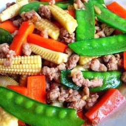 ผัดผักรวมหมูสับ(เป็นกับข้าว