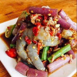 ตำสายบัวกุ้งสด