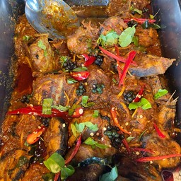 ผัดเผ็ดปลาดุก