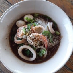 เตี๋ยวเรือทะเลแหวก