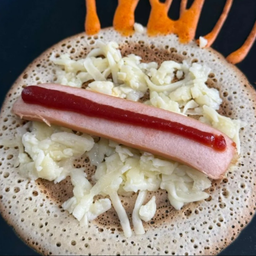 (เซ็ต 5 ชิ้น) โตเกียว ไส้ชีส+ไส้กรอก (ซอสมะเขือเทศ)