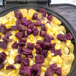 วาฟเฟิลไส้ข้าวโพด+มันม่วง