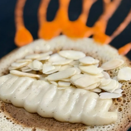 C2 ครีมคัสตาร์ด+อัลมอนด์