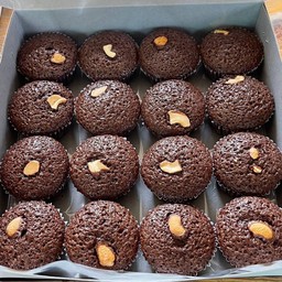 บราวนี่ช็อค16ชิ้น