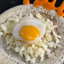 CH4 ชีส+ไข่ดาว+ซอสแม็กกี้