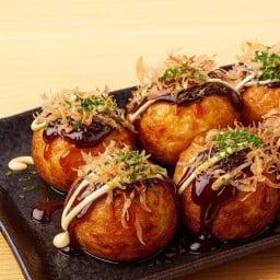 Mr.Takoyaki ทาโกะยากิ รสดั้งเดิม+ข้าวปลาไหลย่าง ( เปิดทุกวันศุกร์)