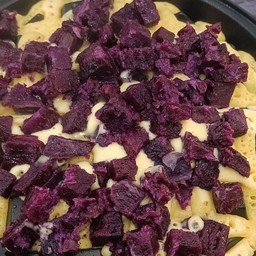 วาฟเฟิลไส้มันม่วง