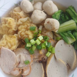 บ้านบะหมี่-ป่าบง บ้านป่าบง