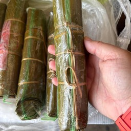 หมูยอห่อใบตอง เป็นแท่ง