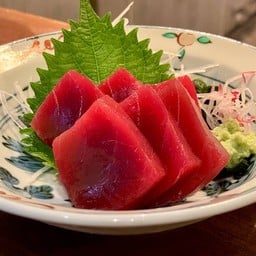 Akami sashimi