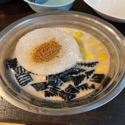 เฉาก๊วย นมสด(ไม่รวมแปะก๊วย)