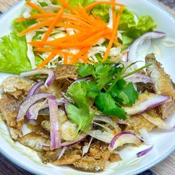 ยำปลาสลิด
