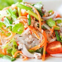 ยำวุ้นเส้นหมูสับ