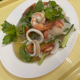 ยำวุ้นเส้นทะเล