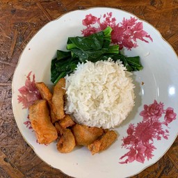 ข้าวหมูหมักทอดเกลือ