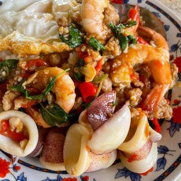 กะเพรารวมมิตร