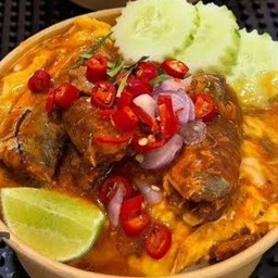 ข้าวไข่ข้นปลากระป๋อง