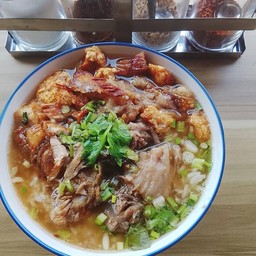 ข้าวต้มเนื้อ/หมูตุุ๋น