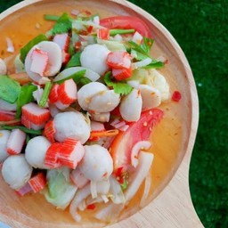 ยำรวมลูกชิ้น