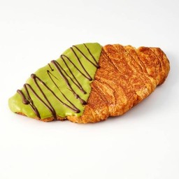 แฟลตครัวซองต์ชาเขียว