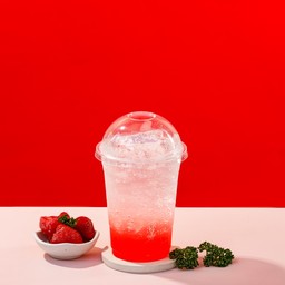 Strawberry สตอเบอรี่โซดา