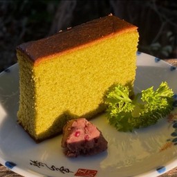 คาสเทล่ามัทฉะญี่ปุ่น+ถั่วแดง